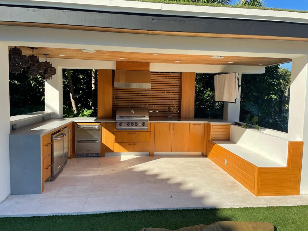 Touch Up Teak